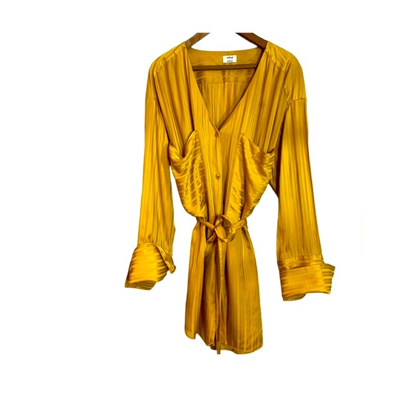 Artzia Wilfred Silk blend blouse top (size xs) - Picture 2 of 5